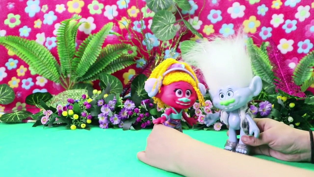 TONITO Ksi Merito de Distroller Adopción de Trolls DIAMANTINO y DJ SUKI - Juguetes Fantásticos