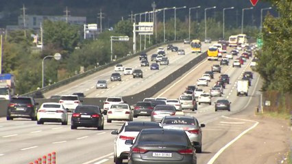 충청권 고속도로 귀경길 오후부터 곳곳 정체 / YTN