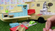 Sylvanian Families Calico Critters Campervan and Red Car Saloon Unboxing Review - Kids Toys