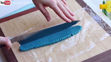 Thumbs Up Cookies Slice & Bake Surprise! Facebook Like Cookie