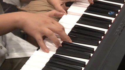 Makedonya'da Üçüncü Olan Çocuk Korosu Destek Bekliyor