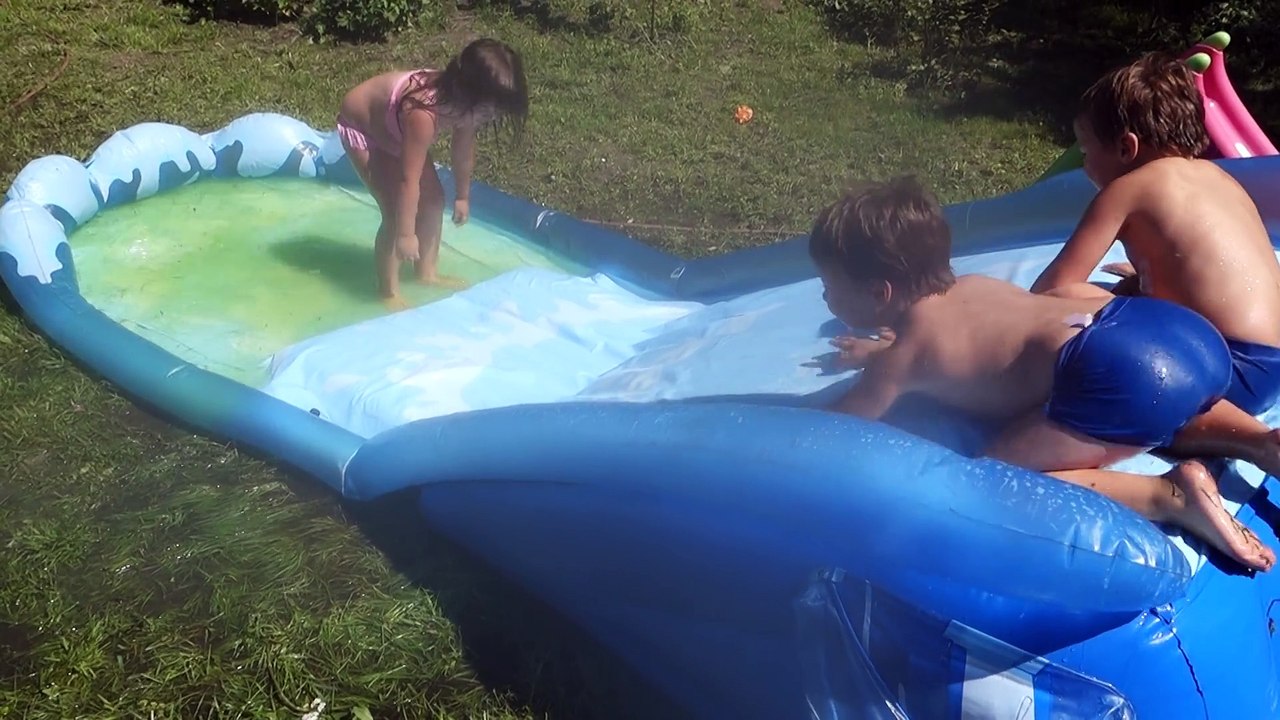 Baby nice day with slide and slime for kids children toddlers Meke slideshows