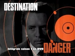 DESTINATION DANGER   SMITH EN FACE