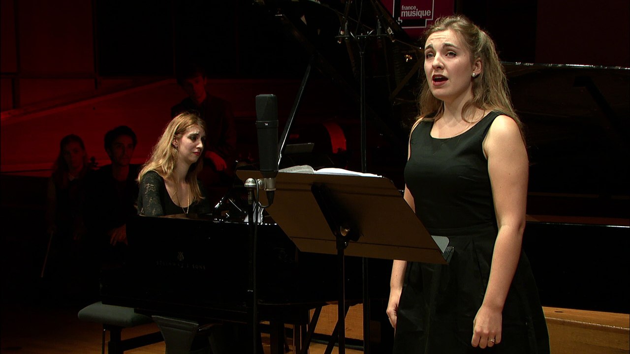 Poulenc | Priez pour la paix par Clarisses Dalles et Célia Onéto-Bensaïd