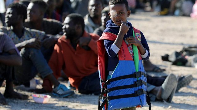 Detenidos más de 3.000 migrantes en Libia para evitar otra ola de inmigración ilegal hacia la Unión Europea