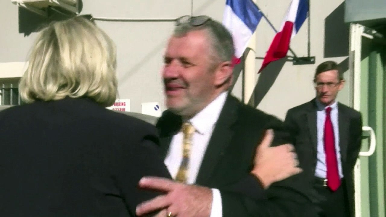 FN: le départ de Philippot "n'entraîne pas" le retour de Marion