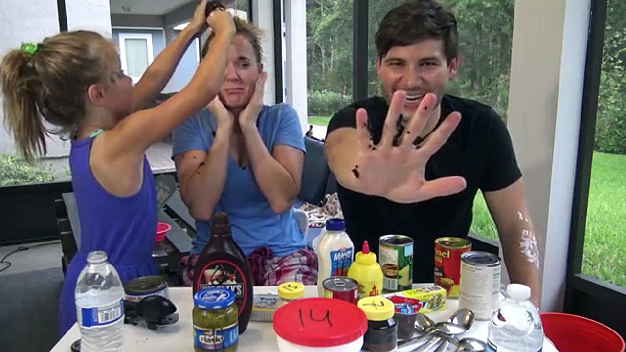 EAT IT OR WEAR IT CHALLENGE | PARENTS EDITION | GROSS | SMELLYBELLYTV