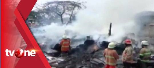 Gudang Penyimpanan Kayu Ludes Terbakar di Bandung