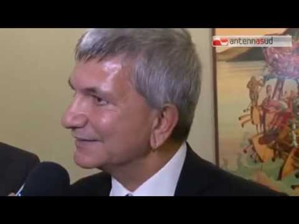 TG 12.11.14 Stabilizzazione precari, Vendola: "La precarietà nuoce gravemente alla salute"