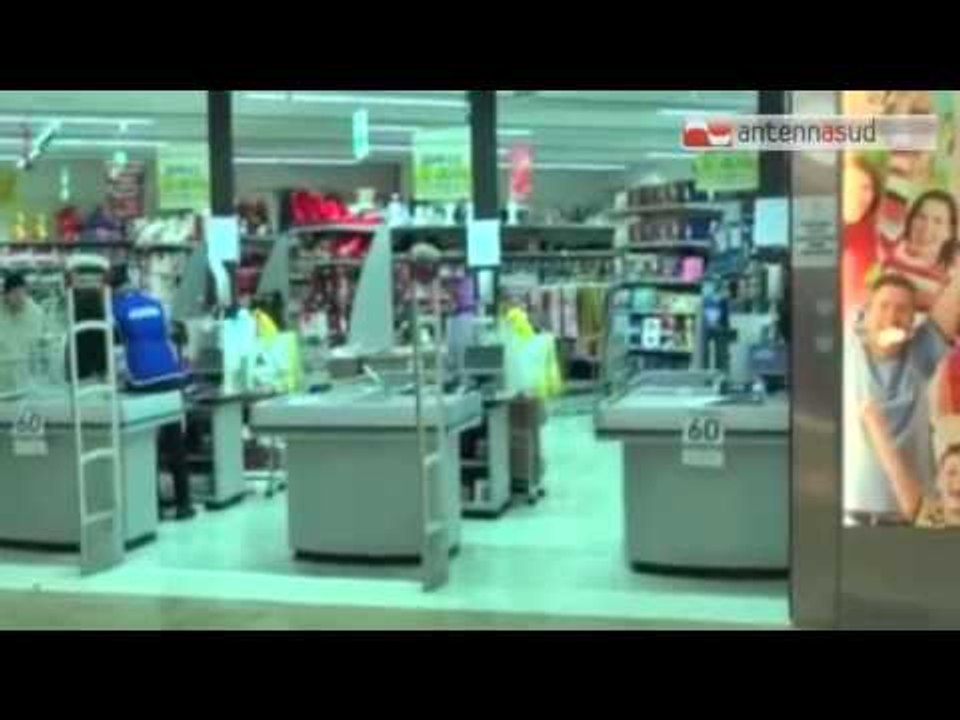 TG 08.01.14 Brindisi: assalto armato all'ipermercato, aggredita la commessa