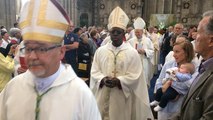 Début de l'ordination de l'évêque Pierre-Antoine Bozo