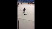 Le hockey sur glace s'apprend à coup de bâtons en chine.. sur les enfants !