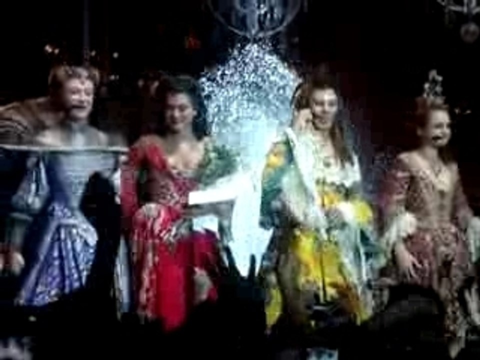 le roi soleil fin de spectacle a bercy le 7/707