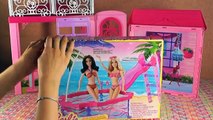 Para Barbie rescata a los superhéroes piscina de los niños niñas juegos juguetes de dibujos animados con las muñecas