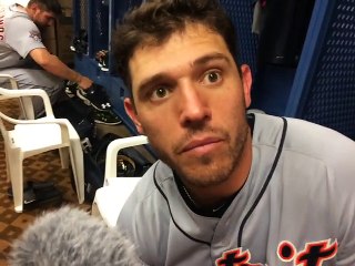 Jose Iglesias videobombs Ian Kinslers postgame interview