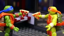Teenage Mutant Ninja Turtles Mega Bloks Sewer Lair Tigerclaw Steals Pizza and Fights Mikey
