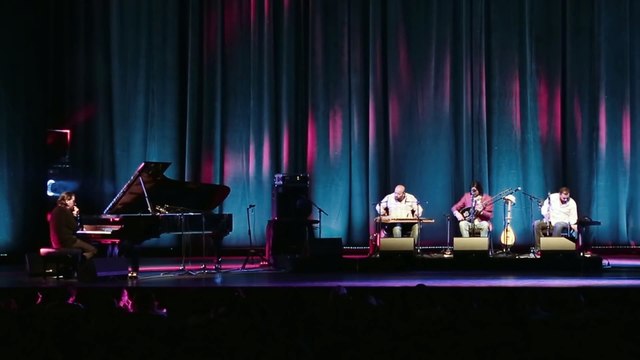 Taksim Trio & Dorantes - Gitti De Gitti (İstanbul Experience)