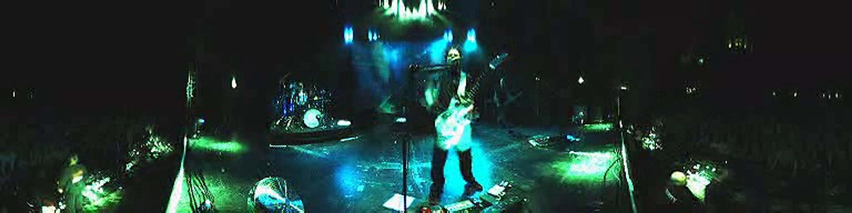 Muse - Bliss, Heineken Green Energy Festival, 05/05/2002