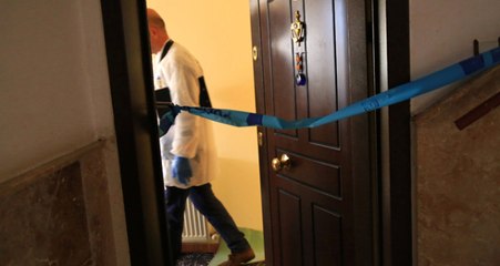 Deodorant Şişesini Patlayıcı Haline Getirip Eve Attılar