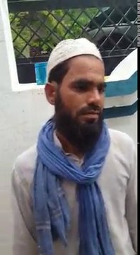 Sab bikta hai, paise ke liye dharm bikta bhi dekh lo- Prakash ji muslim ban kar madarso aur muslim hit ke liye chanda jugadte pakde gye.