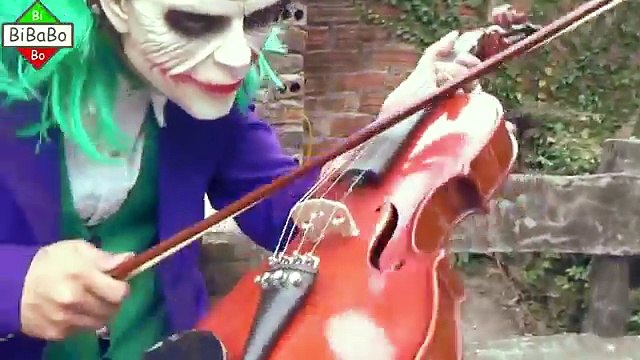 Y bebé congelado casco pernicioso hombre araña hombre araña súper superhombre elsa vs vs asiento supergirl