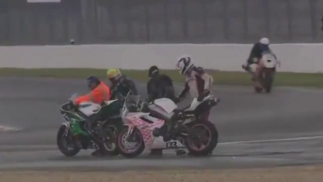 sports bike race accident  | MOTO BIKE 2017