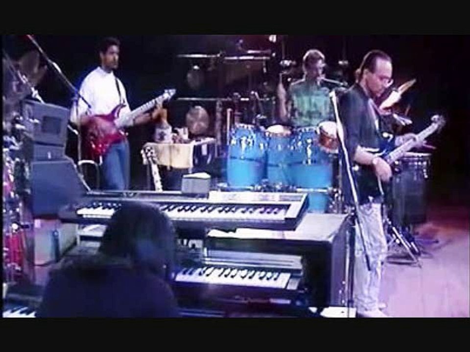 AL DI MEOLA PROJECT - *SOARING THROUGH A DREAM* - Soaring Through A Dream