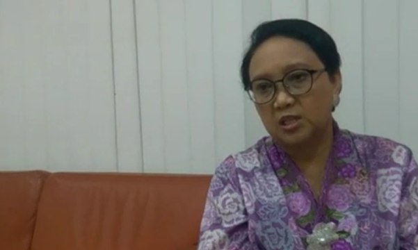 Menlu Retno Marsudi Tiba di Bangladesh