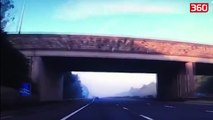 Nje mjegull e madhe pushton autostraden, shoferi shpeton per nje fije (360video)