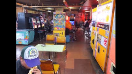 ホテル公楽園  新潟県燕市  つばめし  レトロ自販機　格安　72時間