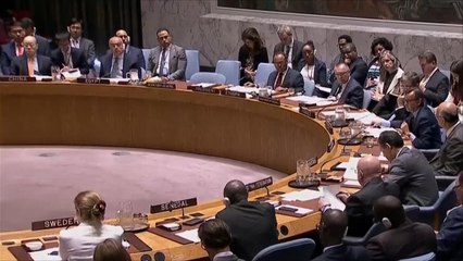 بوتين يحذر من "الهستيريا العسكرية" بشأن كوريا الشمالية