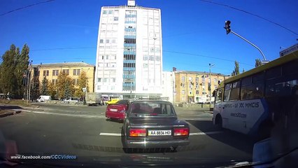 Winter Car Crash Compilation 10  - 2017