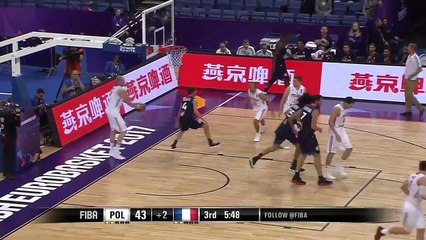Les 23 points et 6 passes de Thomas Heurtel face à la Pologne