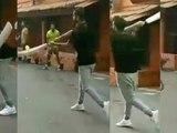 Virat Kohli's Left Hand Batting Video Goes Viral కోహ్లీ లెఫ్ట్ హ్యాండ్‌తో దంచికొట్టాడు