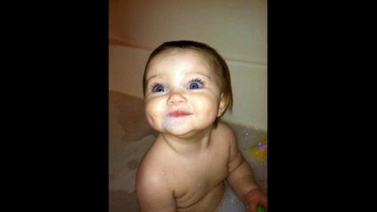 Adorable baby Enjoy Bath | Funny Baby Video