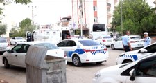 Mersin'deki Polis Karakoluna Saldırı Hazırlığındaki Canlı Bomba Vuruldu