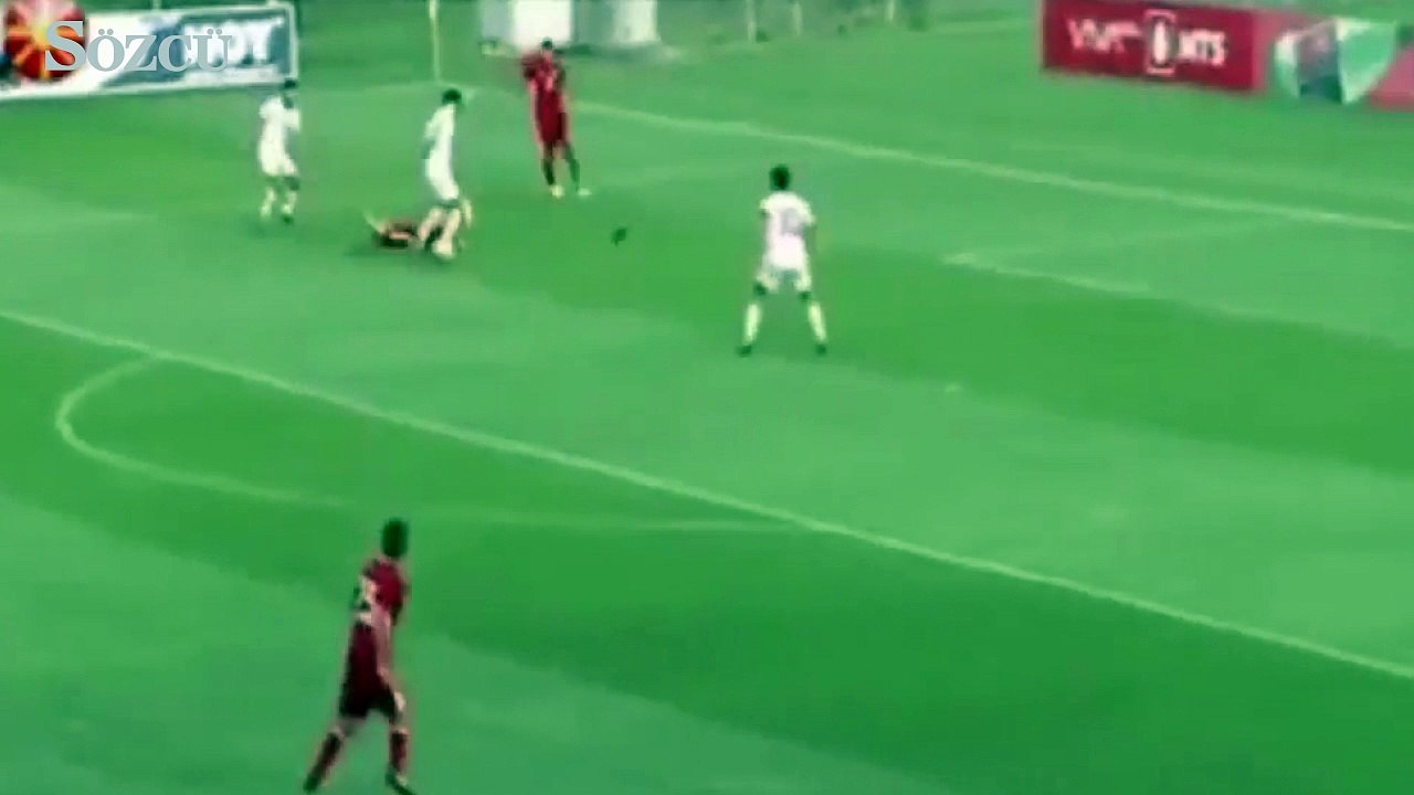 Eljif Elmas yine boş geçmedi!