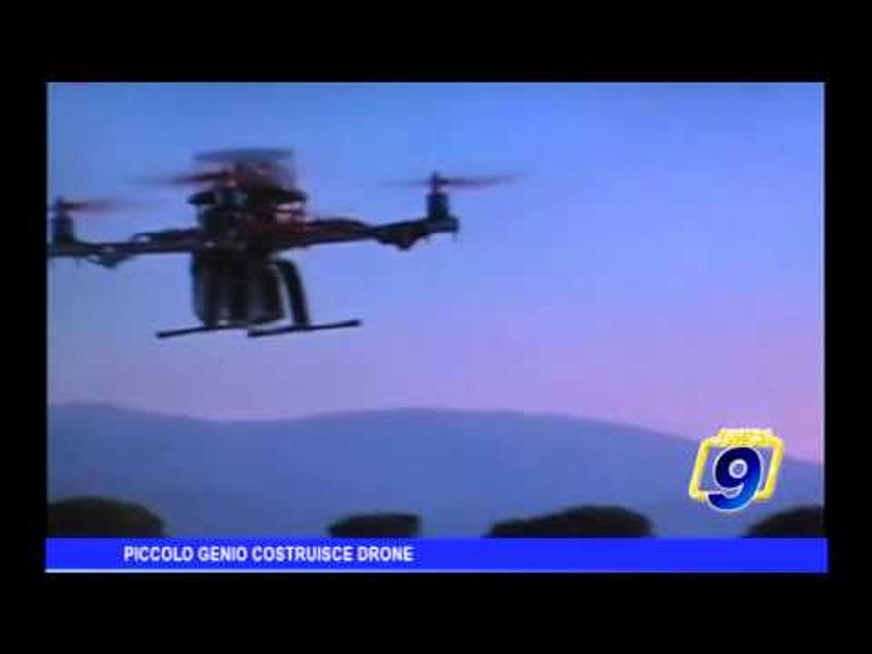 Piccolo Genio costruisce drone
