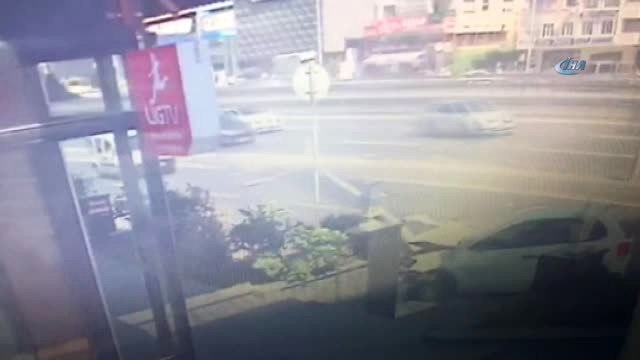 Avcılar'da Faciadan Dönülen Kaza Kamerada