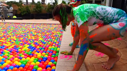 Bad Baby Джокер в Краске PAINTS on Joker Body! Superheroes in Real Life