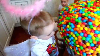 BАD BABY ДЕТИ в ШОКОЛАДЕ! CHOCOLATE FACE LOTS OF CANDY CHALLENGE