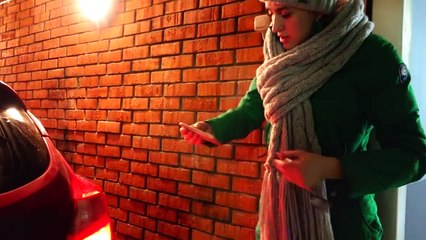 Клоун Киллер Залез в Нашу Машину !! Killer Clown Attacks Bad Baby in Parents Car