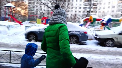 Клоун Киллер на Коньках Преследует Нас / Scary Killer Clown Skate Chases Us