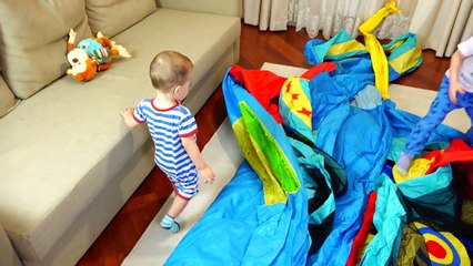 Bad Baby Вредные Детки Купили Огромный Батут Домой / Playing Bounce Slide In House