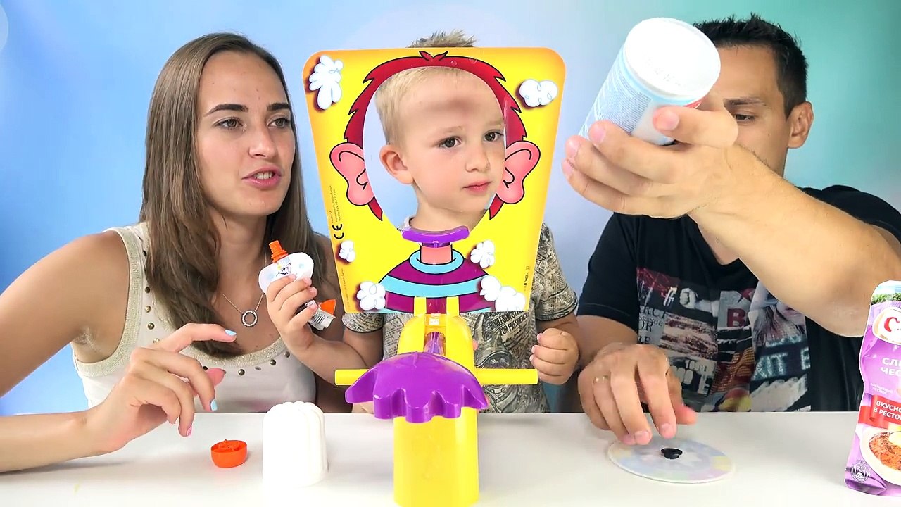 ЧЕЛЛЕНДЖ ПИРОГ В ЛИЦО Лизун в лицо Обзор ИГРЫ для детей 4K PIE FACE CHALLENGE review games for kids