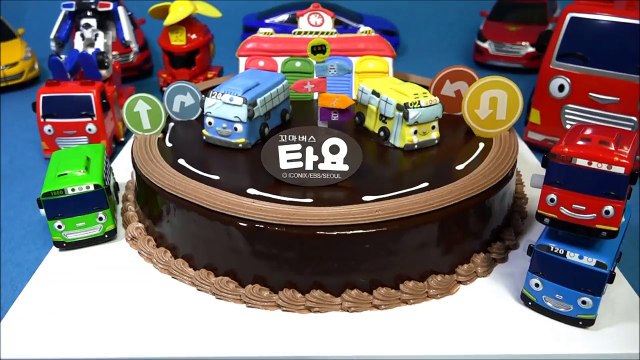 꼬마버스 타요 친구들 케익 파리바게트 또봇 미니 C 뽀로로 프랭크 장난감 또봇 장난감 Tayo Cake&toys