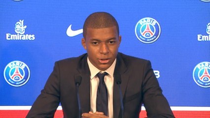 FOOTBALL : PSG - Mbappé : "Je suis un affamé de titres"