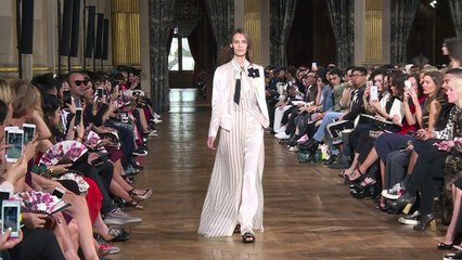 Marcas francesas proíbem modelos muito magras