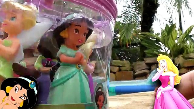 ✿ Принцессы АРИЭЛЬ и РАПУНЦЕЛЬ в Ванной Принцесса Диснея Disney Princess Play surprise Toy