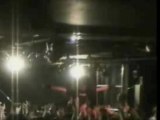 Moi Dix Mois - Mana Jumping off the stage at Love-Love